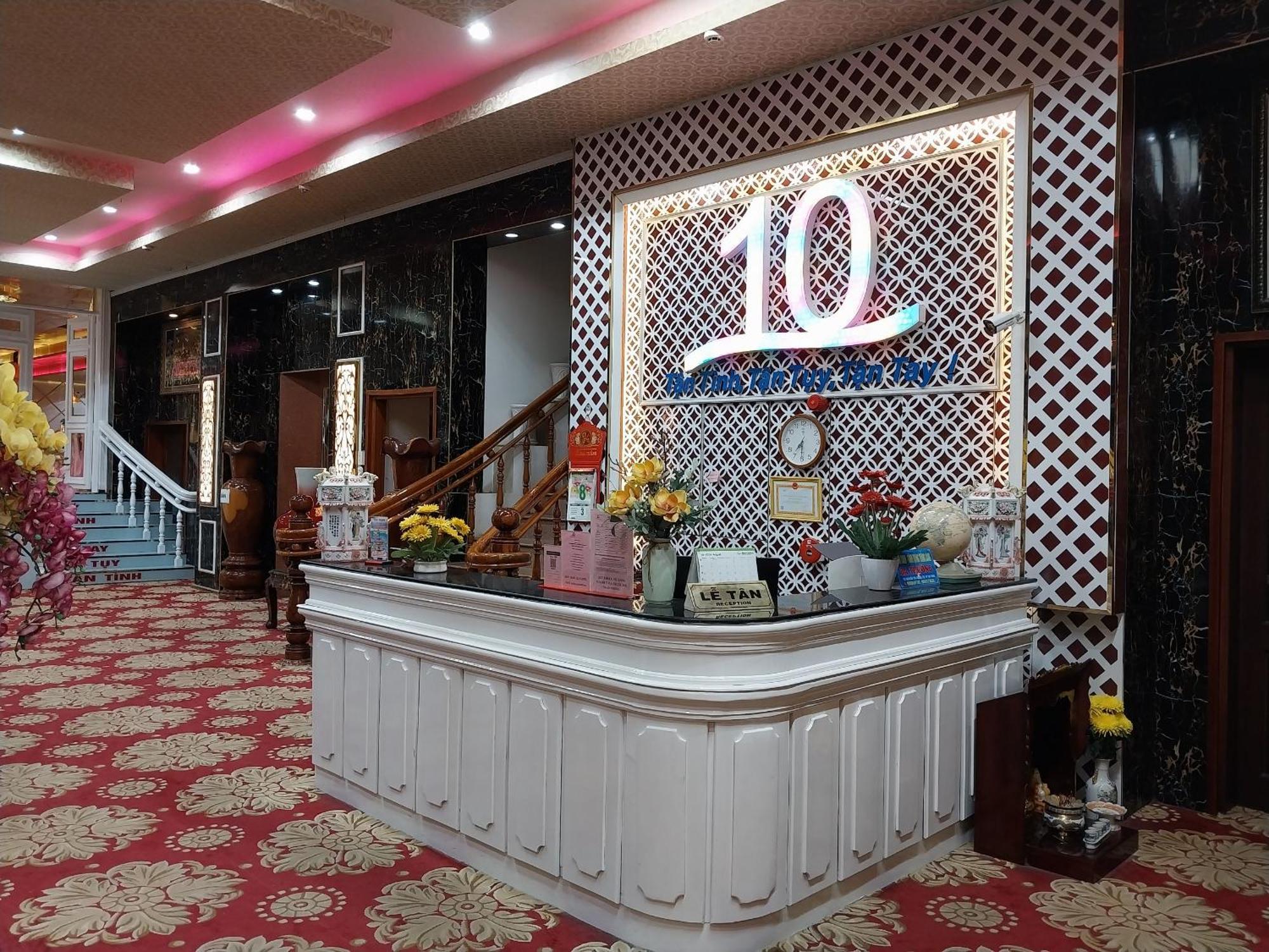 Tây Ninh Nhat Quy Hotel מראה חיצוני תמונה