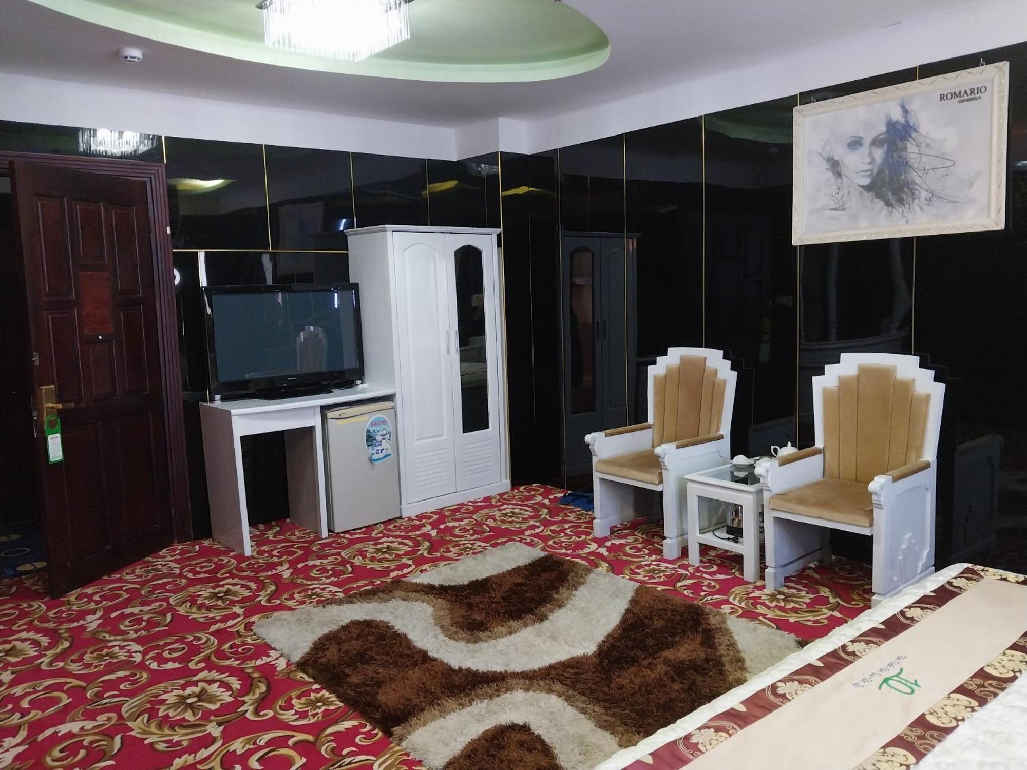 Tây Ninh Nhat Quy Hotel מראה חיצוני תמונה