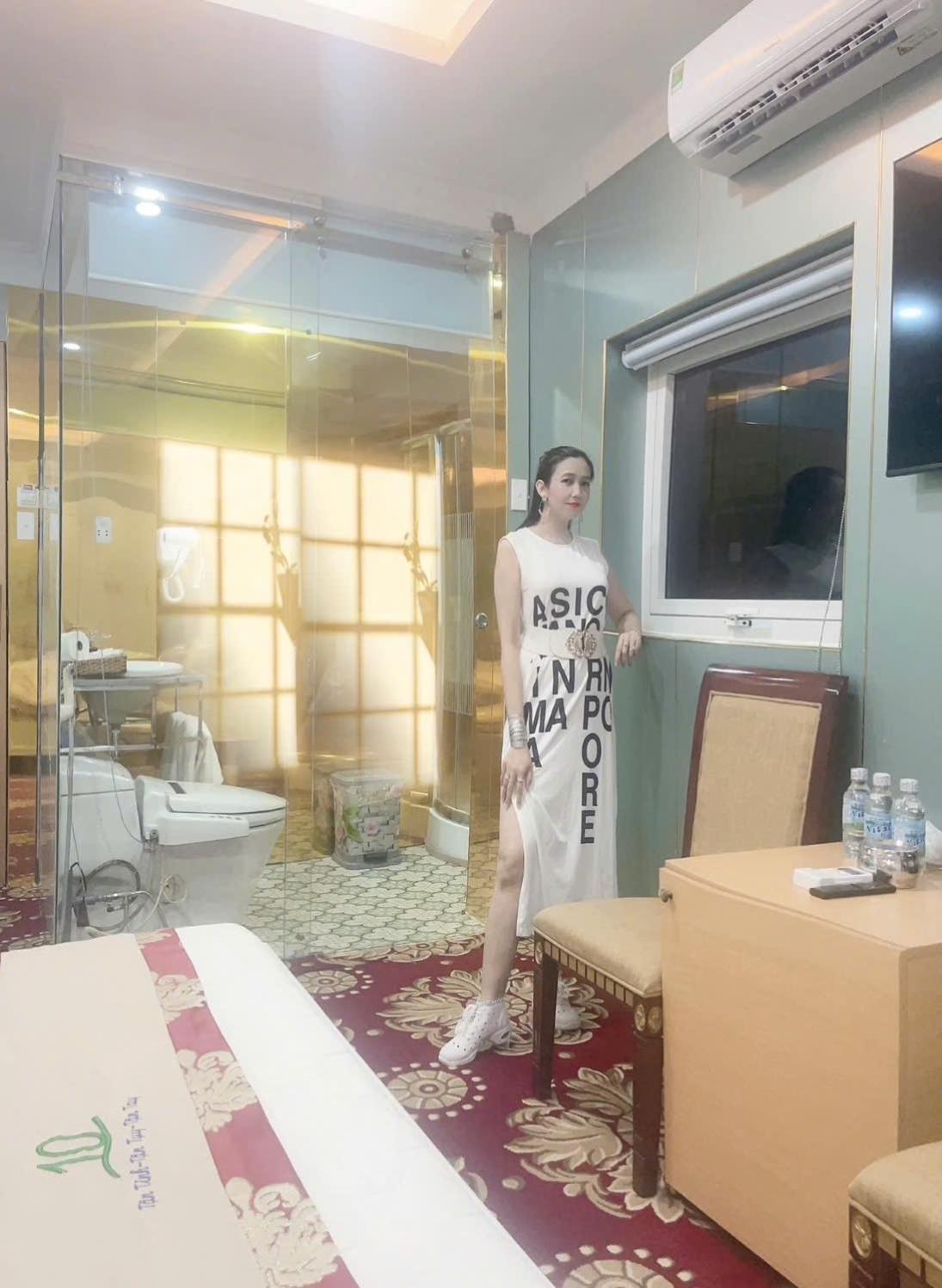 Tây Ninh Nhat Quy Hotel מראה חיצוני תמונה
